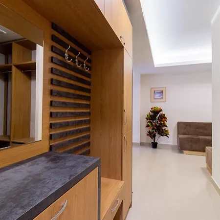Апартамент Лукс Св.Влас На Първа Линия В Комплекс Casa Real Apartment Sveti Vlas